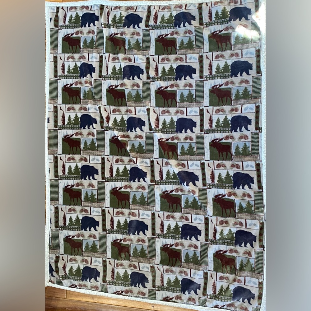 Carstens Vintage Lodge Plush Sherpa Throw Blanket 54x68 Moose Bear